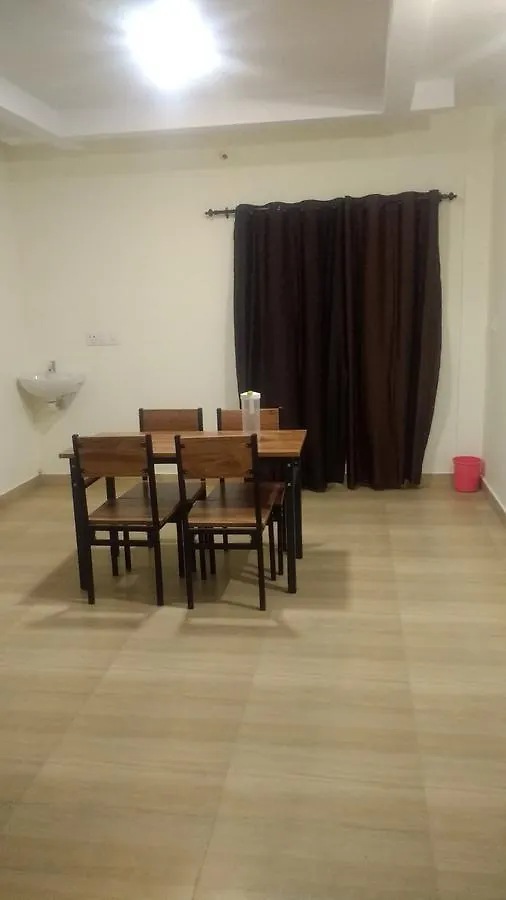 여관 Dhoni Castle 호텔 팔라카드